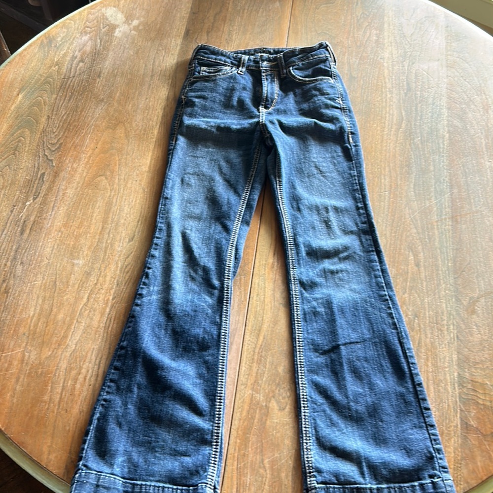 Extremely comfortable high waisted ariat trousers